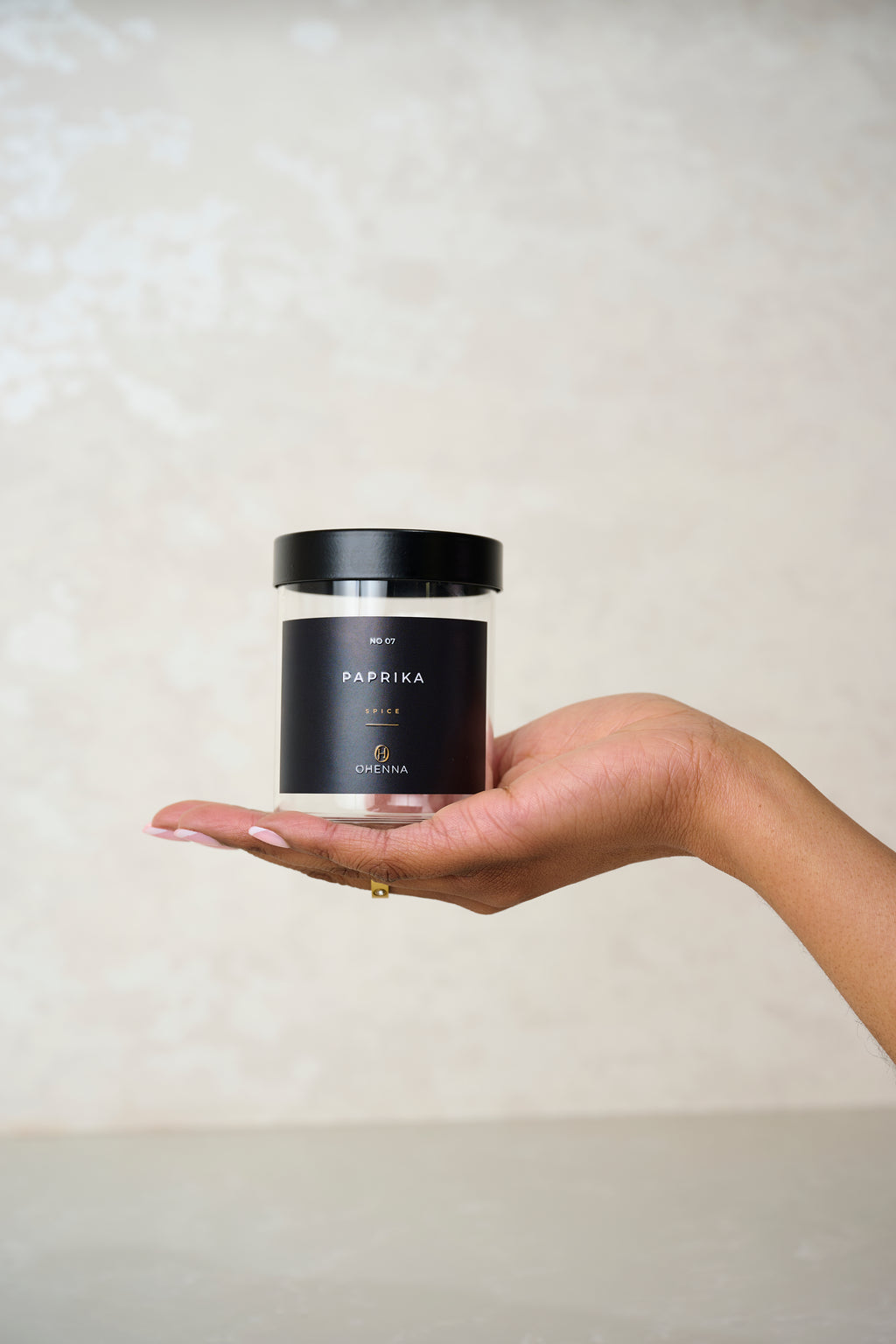 6 jars with matte black lid and black label